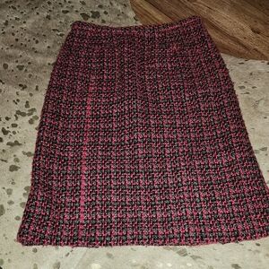 Red and Black Knee-Length Pencil Skirt